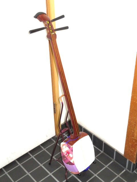 新品三味線　花梨長唄