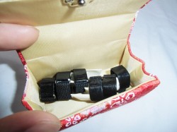 お琴用　冠型爪入れ