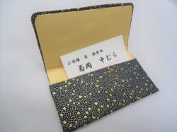 三味線用　糸入れ