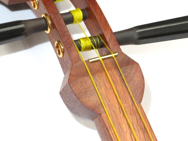 新品三味線　花梨長唄