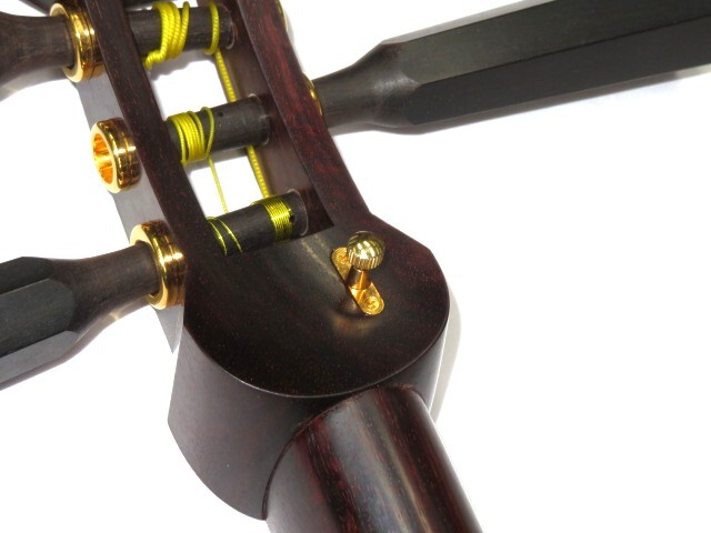 中古三味線　紅木　津軽