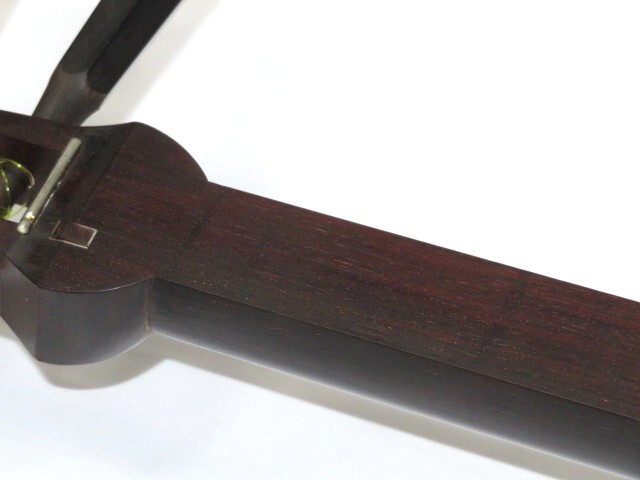 中古三味線　紅木　津軽