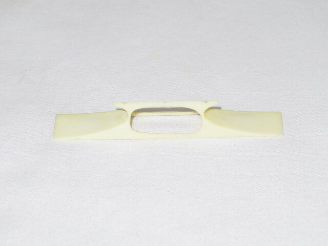 中古三味線　紅木　長唄　金細　綾杉胴