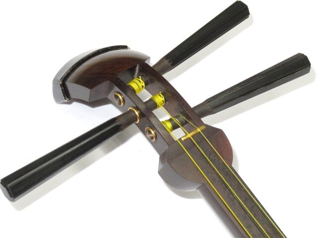 中古三味線　紅木　長唄