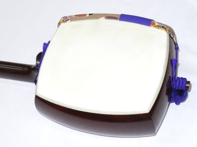 新品三味線　紅木地唄