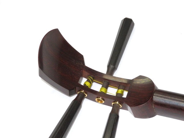 新品三味線　紅木地唄