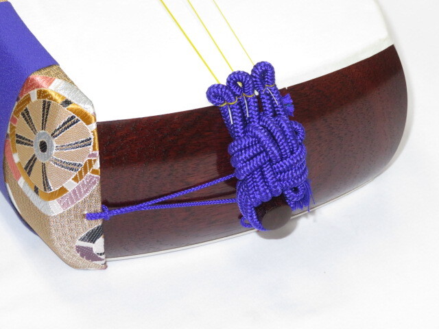 新品三味線　紅木地唄