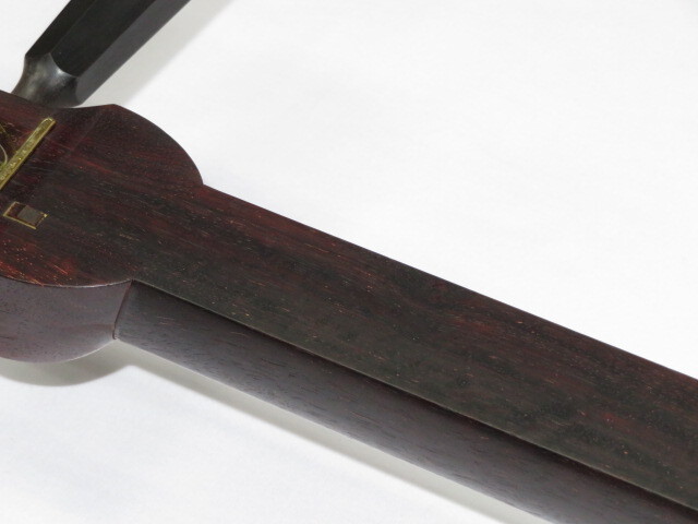 新品三味線　紅木津軽