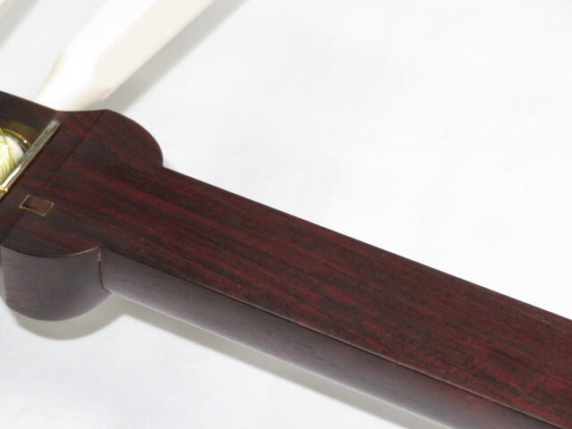 新品三味線　紅木津軽　綾杉胴