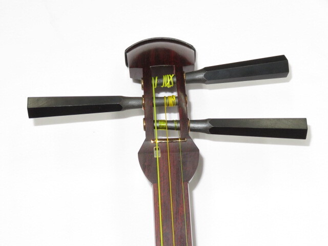 中古三味線　紅木　半津軽